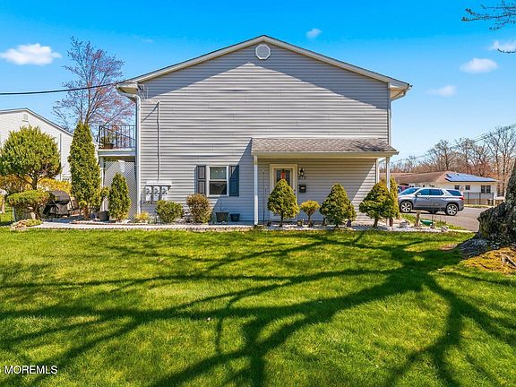 2nd image of 52 Galewood Drive #637