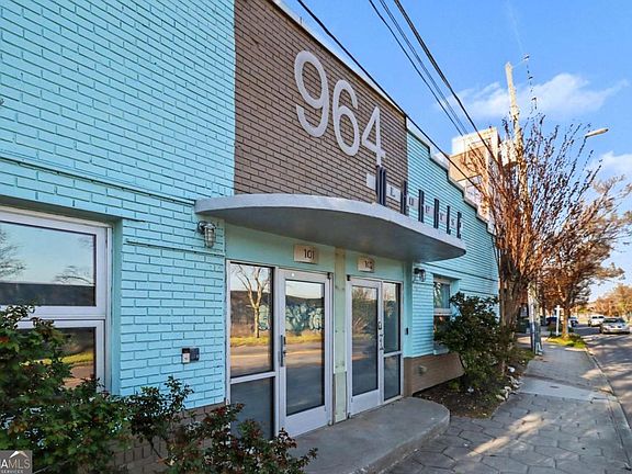 2nd image of 964 Dekalb Ave NE APT 106