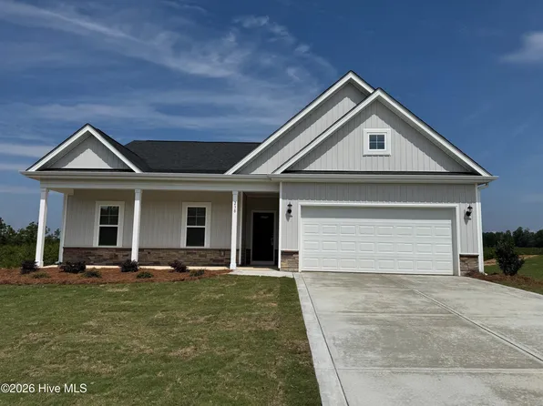 238 Ashley Heights Drive, Aberdeen, NC 28315
