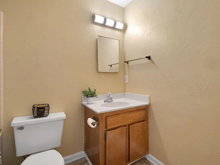 424 Victory Garden Dr #3 — Photo 10