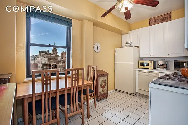 Sold by Compass | media 16