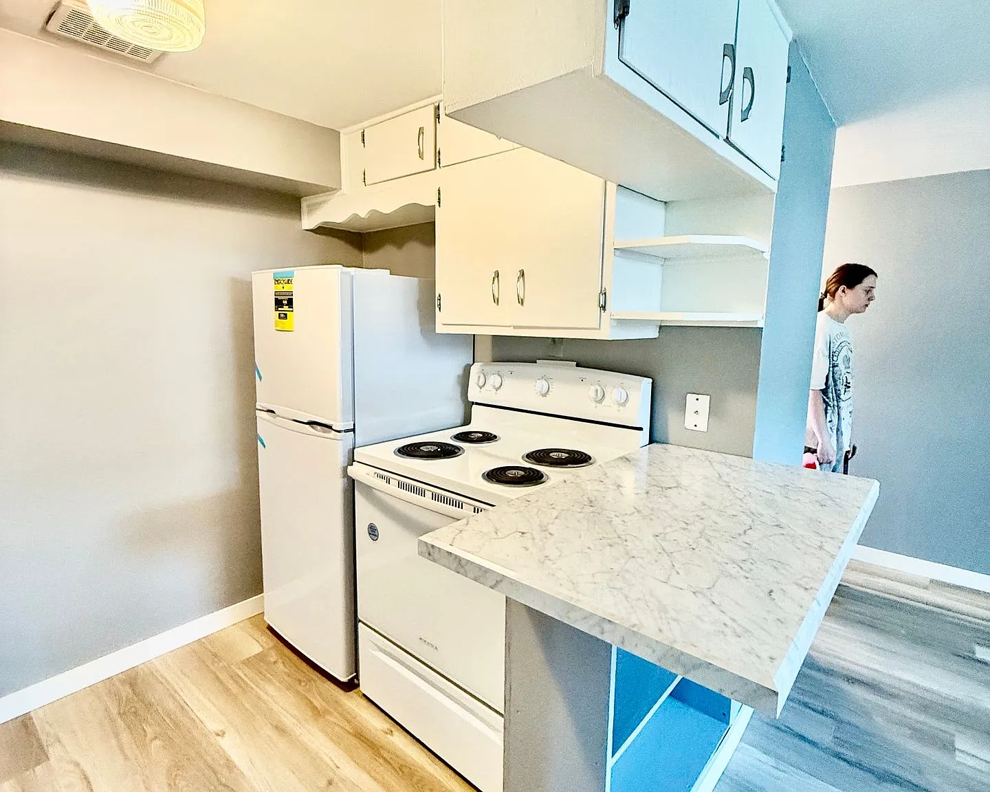 Renovated 1 Bedroom, 1 Bathroom Apartment Prime Fargo Location Near NDSU! — Photo 1