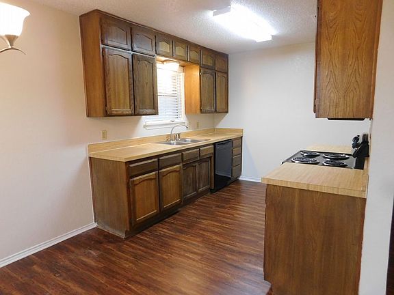 4th image of 1824 Mulberry Dr