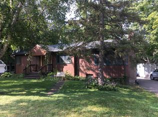 19110 Lake Ave, Deephaven, MN 55391