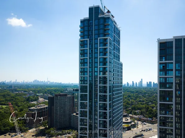 7 Mabelle Ave, Toronto, ON