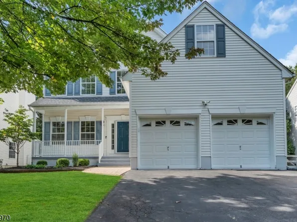59 Huntley Way, Bridgewater Twp., NJ 08807