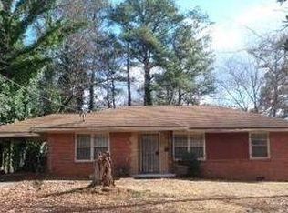 1990 Laurel Ln, Decatur, GA 30032