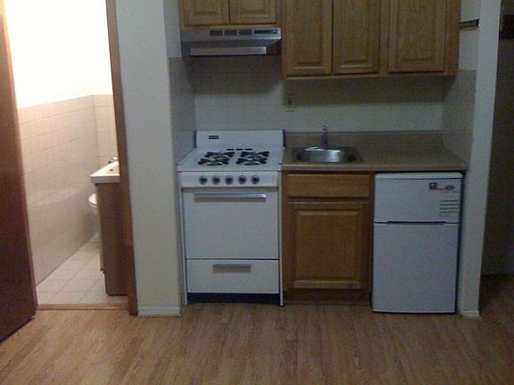 2nd image of 7101 35th Ave APT 5