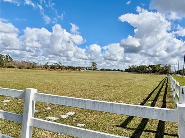 Singletary Rd, Sarasota, FL 34240