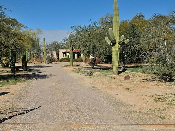 Gated Driveway