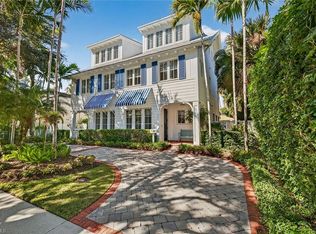 477 3rd Ave S #2, Naples, FL 34102