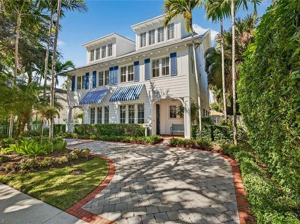 477 3rd AVE S #2, NAPLES, FL 34102