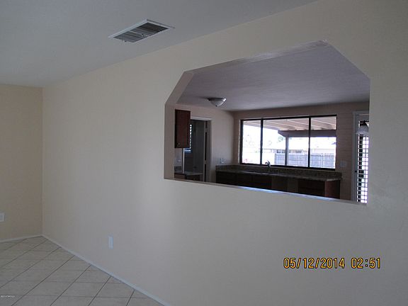 4th image of 450 N Citadel Ave E