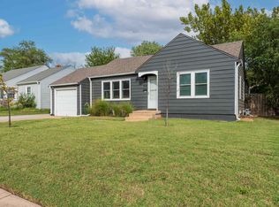 908 N Pinecrest St, Wichita, KS 67208