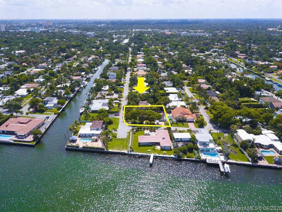 1st image of 8700 N Bayshore Dr