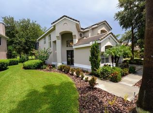 5321 Avenal Dr, Lutz, FL 33558