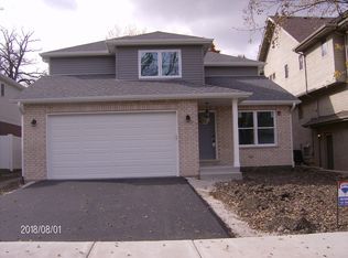 16206 Grove Ave, Oak Forest, IL 60452