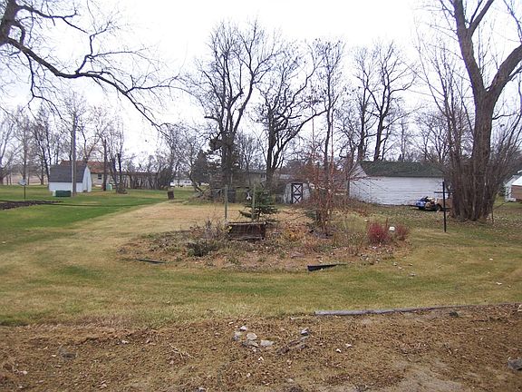 2nd image of 404 S 5th St