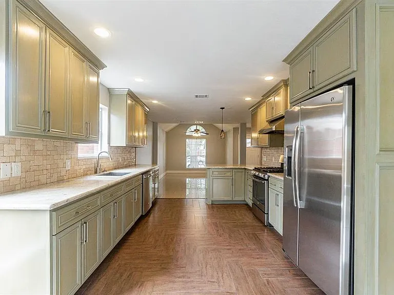 12023 Meadow Place Dr — Photo 41