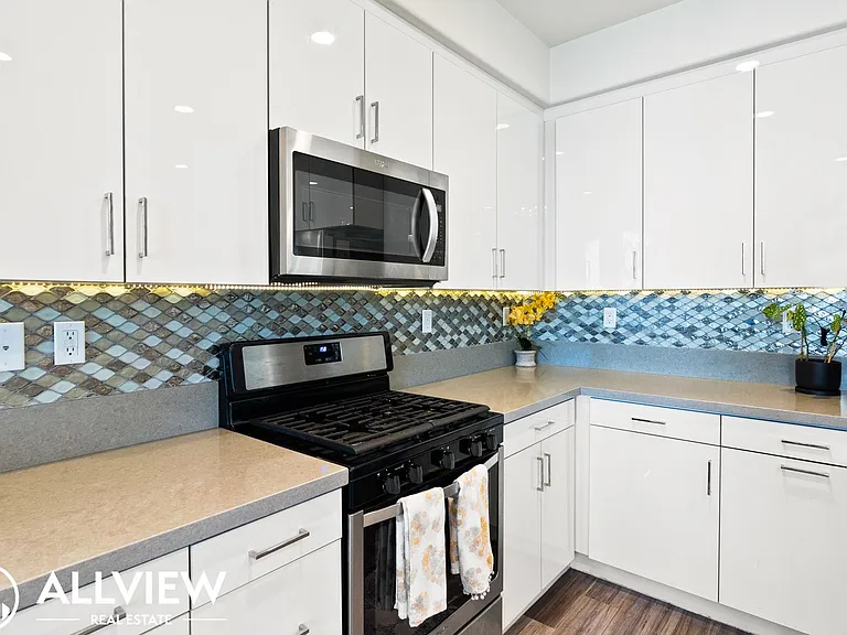665 S Kinney Way — Photo 16