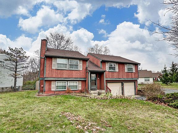 2nd image of 4800 Parkwick Dr