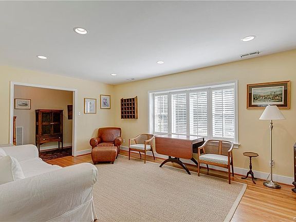 5th image of 3038 Marlboro Dr
