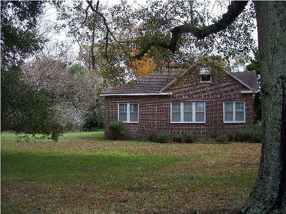 2nd image of 1332 Ashley River Rd