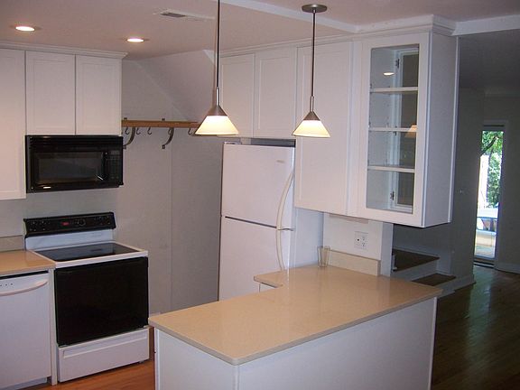 2nd image of 2936 S Dinwiddie St