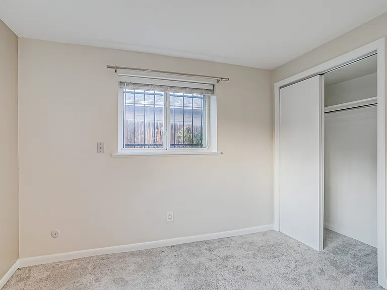 7500 Teller St — Photo 6