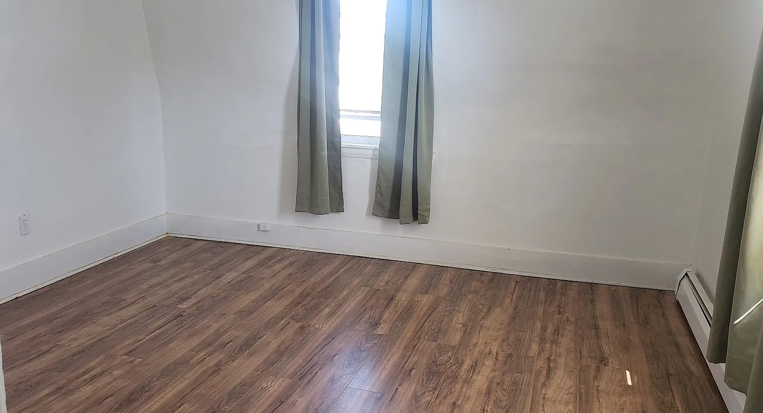 1 bed, $1,600 — Photo 4