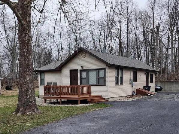 2891 E Skinner Lake Dr N, Albion, IN 46701