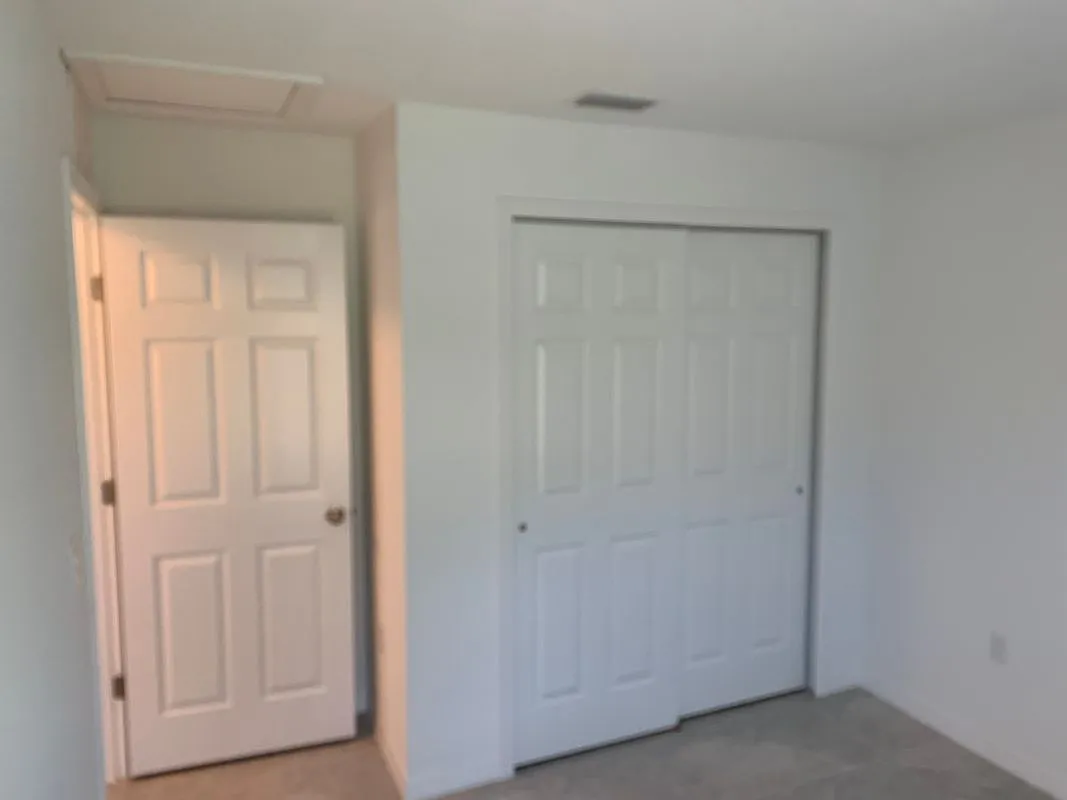 3 bed, 2.0 bath, 1600 sqft, $1,600 — Photo 3