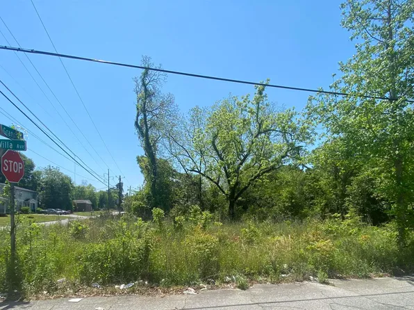 3940 Grand Ave, Macon, GA 31204