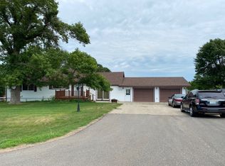 26764 Read Ave, Worthington, MN 56187