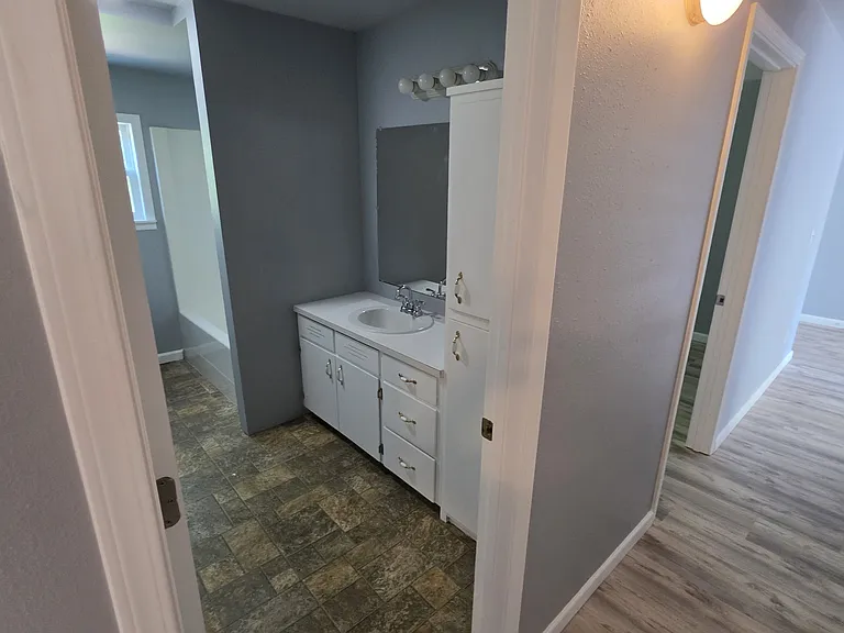 downstairs bathroom entry