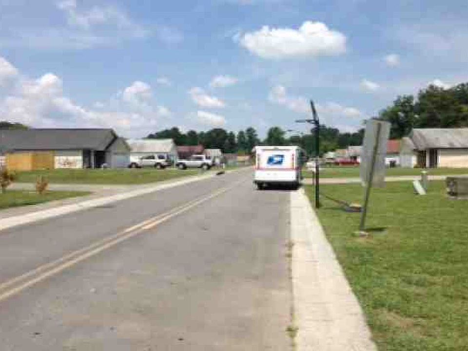 2nd image of 103 Lawson Ln