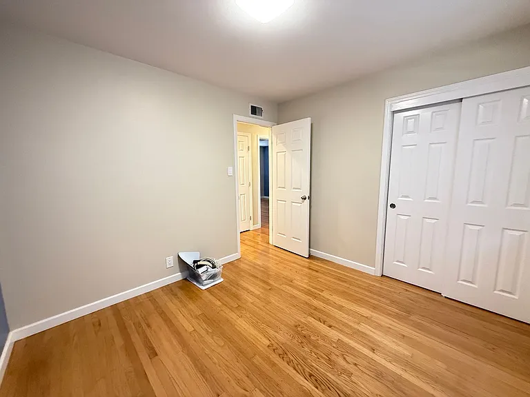 2360 Fordham Dr — Photo 15
