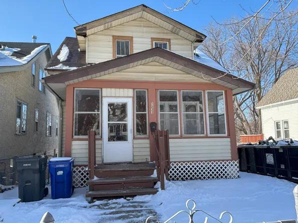 1233 Bradley St, Saint Paul, MN 55130