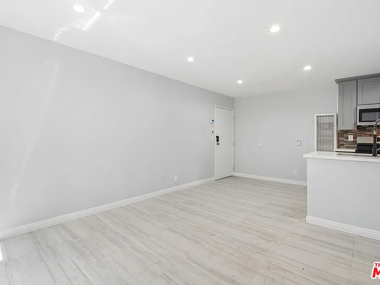 852 N Bunker Hill Ave #105 — Photo 7