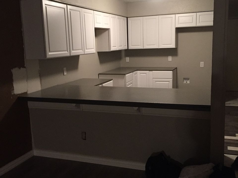 1st image of 2743 Fairway Park
