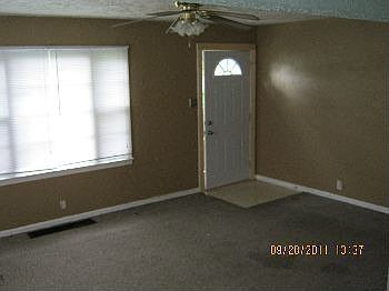 3rd image of 4453 N Richardt Ave