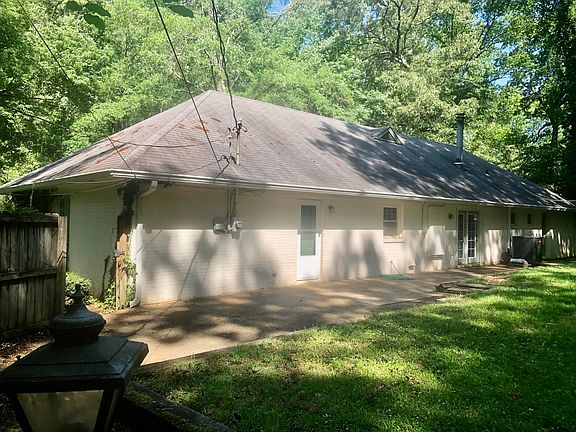 5th image of 153 Dogwood Blvd