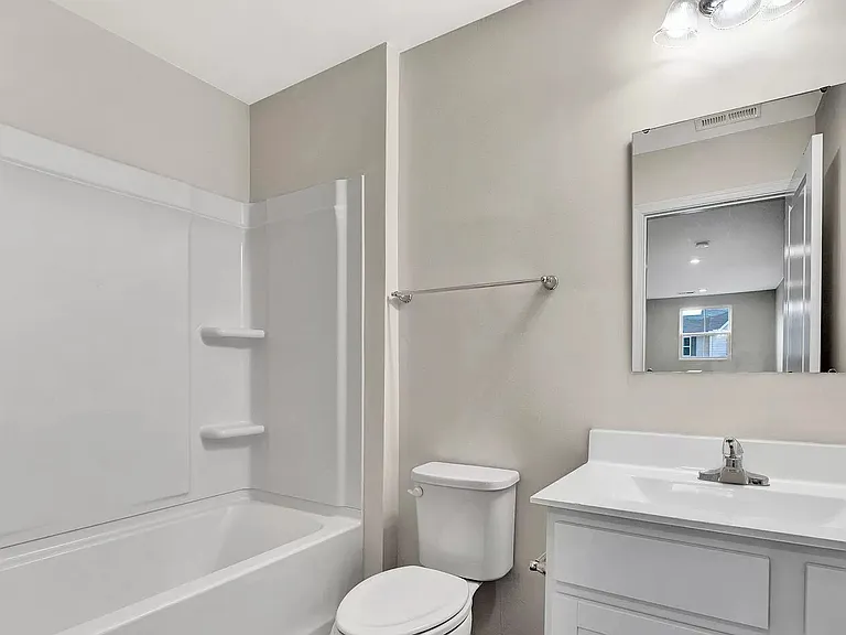 8 Torrington Dr — Photo 9