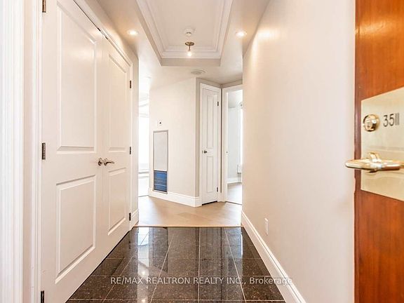 4th image of 1 Palace Pier Ct #3511