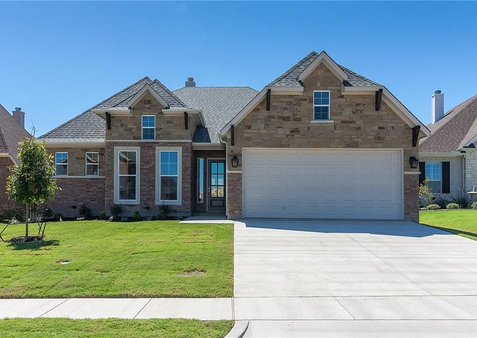1st image of 408 Coral Vine Ln