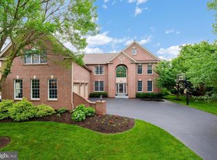 251 River Crest Dr, Phoenixville, PA 19460