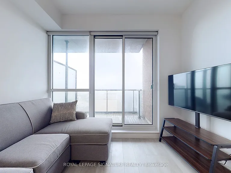 31 Tippett Rd #1517 — Photo 13