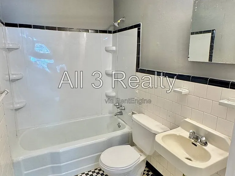 208 Bradley Dr — Photo 28