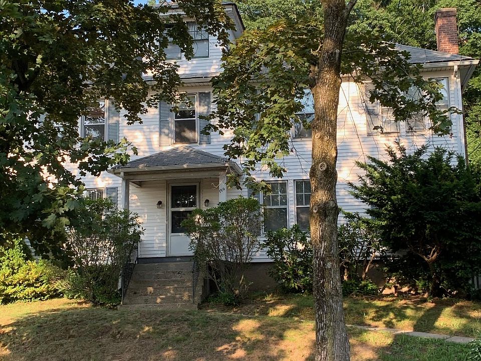 1st image of 190 Oakland St #190