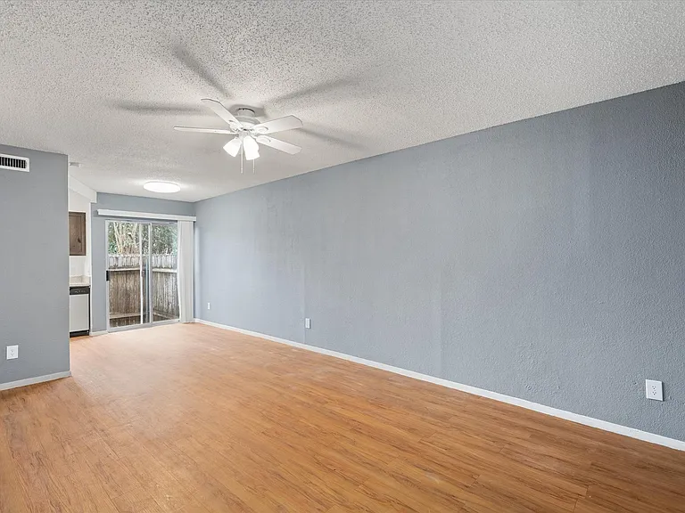 3415 Menchaca Rd #113 — Photo 4